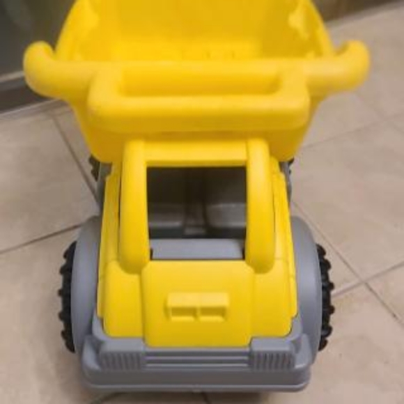 American plastic Toys American Plastic Toys Gigantic Dump Truck In Yellow And Gray